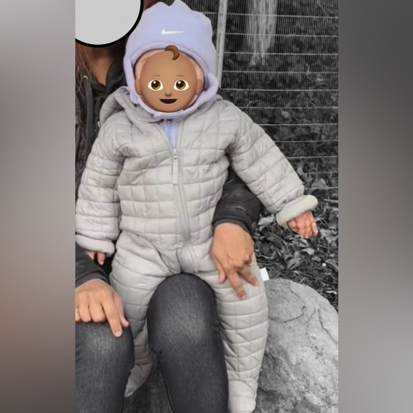 Nike Baby Girl Hat and Mittens Set Lavender Toddler - Picture 6 of 6